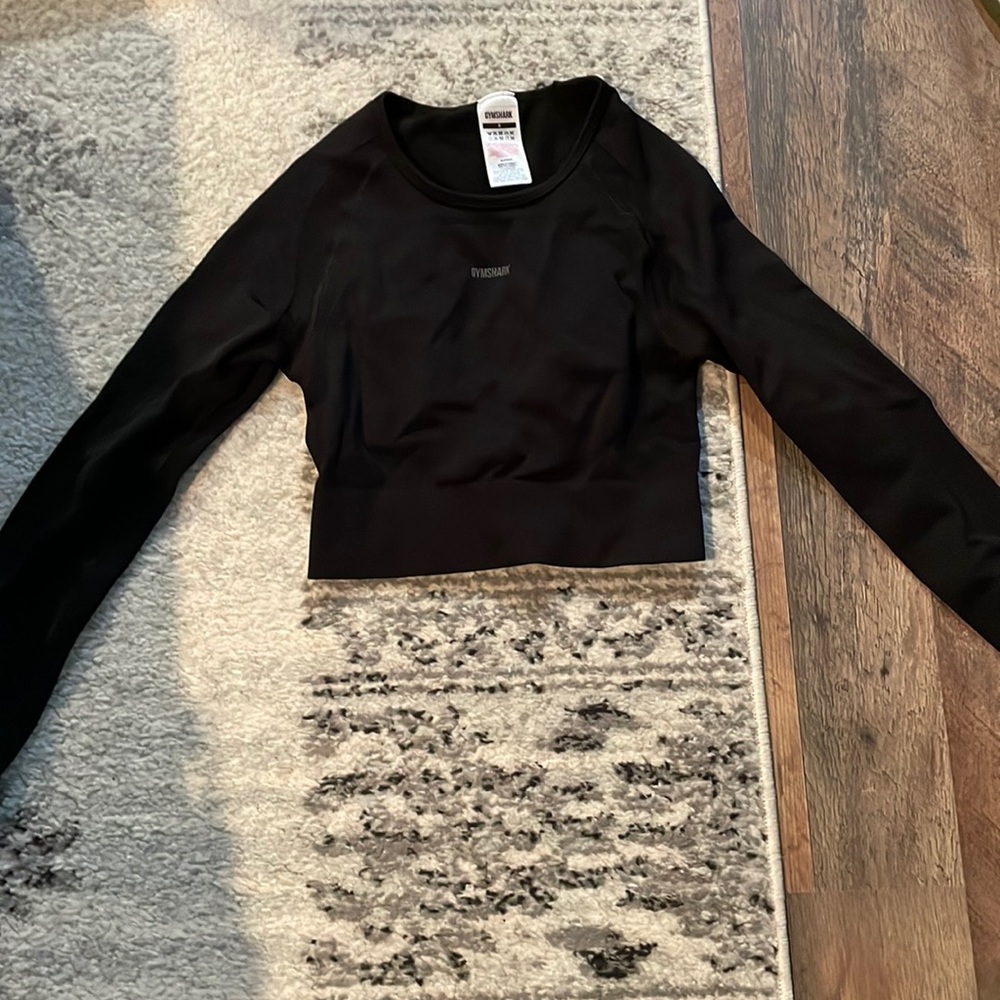 Gymshark long sleeve crop top